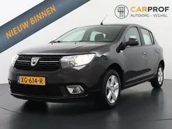 Zwart Gebruikt 2019 Dacia Sandero Lauréate Hatchback | € 8.995 (Goede deal)