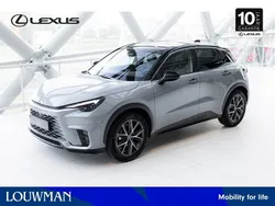 Grijs, metallic lak Gebruikt 2024 Lexus LBX SUV | € 37.945 (Goede deal)