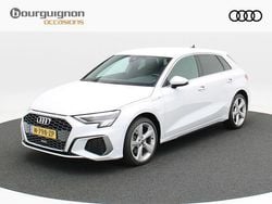 Wit Gebruikt 2022 Audi A3 Sportback S-Line Hatchback | € 24.850 (Super prijs)
