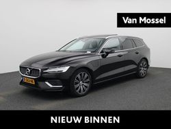 Zwart Gebruikt 2021 Volvo V60 R-Design Stationwagen | € 31.900 (Eerlijke prijs)