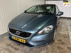 Blauw Gebruikt 2013 Volvo V40 Momentum Stationwagen | € 11.750 (Duur)