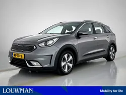 Grijs Gebruikt 2017 Kia Niro First Edition SUV | € 17.950 (Eerlijke prijs)