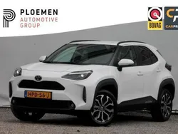 Wit Nieuw 2025 Toyota Yaris Cross Team SUV | € 31.400 (Eerlijke prijs)
