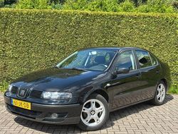 Zwart Gebruikt 2002 Seat Toledo Sport Sedan | € 1.095 (Eerlijke prijs)