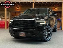 Zwart Gebruikt 2023 Dodge Ram Limited Pickup | € 69.950 (Eerlijke prijs)