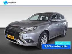 Grijs Gebruikt 2021 Mitsubishi Outlander P-HEV SUV | € 23.930 (Goede deal)