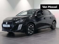 Zwart Nieuw 2025 Peugeot e-208 Allure Hatchback | € 36.290 (Iets duurder)