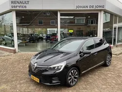 Zwart Gebruikt 2023 Renault Clio V Techno Hatchback | € 19.950 (Iets duurder)