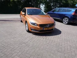 Oranje Gebruikt 2014 Volvo S60 Sedan | € 12.444