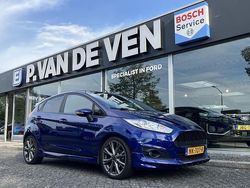 Blauw Gebruikt 2017 Ford Fiesta ST-Line Hatchback | € 11.450 (Eerlijke prijs)