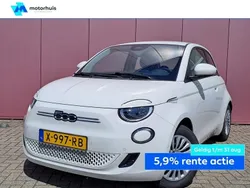 Wit Nieuw 2024 Fiat 500e Urban Hatchback | € 24.945 (Goede deal)