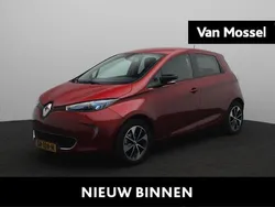 Rood Gebruikt 2018 Renault Zoe Intens Hatchback | € 7.940 (Super prijs)