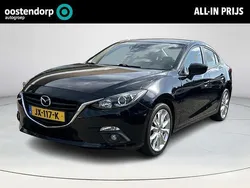 Zwart Gebruikt 2016 Mazda 3 Sedan | € 12.750 (Eerlijke prijs)