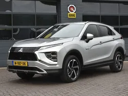 Zilver, metallic lak Gebruikt 2022 Mitsubishi Eclipse Cross Intense+ SUV | € 24.950 (Goede deal)