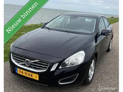 Zwart Gebruikt 2011 Volvo S60 Kinetic Sedan | € 8.250 (Eerlijke prijs)