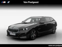 Saphirschwarz metallic (zwart metallic) Nieuw 2025 BMW i5 M Sport Sedan | € 96.856