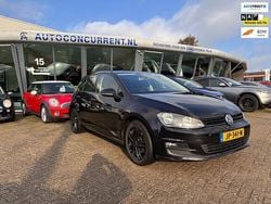 Zwart Gebruikt 2016 VW Golf VII Trendline Hatchback | € 7.999 (Goede deal)