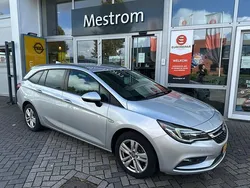 Grijs Gebruikt 2017 Opel Astra Innovation Stationwagen | € 4.950 (Goede deal)