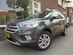 Grijs Gebruikt 2018 Ford Kuga ST-Line SUV | € 15.950 (Goede deal)