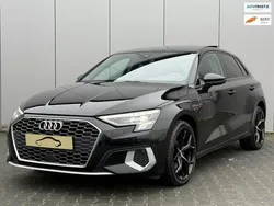 Zwart Gebruikt 2022 Audi A3 Sportback Advanced Hatchback | € 26.890 (Super prijs)