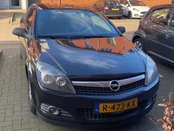 Zwart Gebruikt 2009 Opel Astra Edition Coupé | € 2.500 (Eerlijke prijs)