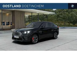 Zwart Nieuw 2025 BMW iX2 Executive SUV | € 65.229 (Iets duurder)