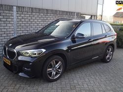 Zwart, metallic lak Gebruikt 2021 BMW X1 Executive SUV | € 27.450 (Goede deal)