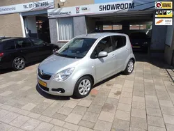 Grijs Gebruikt 2009 Opel Agila Enjoy Hatchback | € 6.000 (Eerlijke prijs)