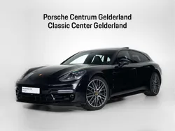 Zwart, metallic lak Gebruikt 2021 Porsche Panamera 4S Sport Turismo Sedan | € 99.900