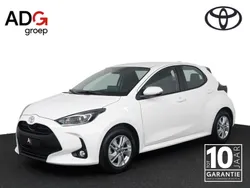 Wit Gebruikt 2025 Toyota Yaris Hybrid Active Hatchback | € 27.950 (Duur)