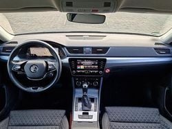 Grijs Gebruikt 2022 Skoda Superb Business Line Stationwagen | € 24.500 (Goede deal)