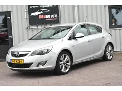 Grijs Gebruikt 2010 Opel Astra Sport Hatchback | € 3.950 (Eerlijke prijs)