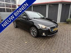Zwart Gebruikt 2017 Mazda 2 Hatchback | € 10.750 (Eerlijke prijs)