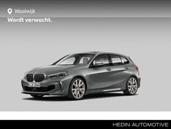 Grijs Gebruikt 2022 BMW M135 Sport Line Hatchback | € 45.880