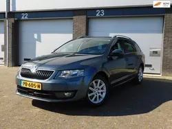 Grijs Gebruikt 2016 Skoda Octavia Business Line Hatchback | € 13.450 (Iets duurder)