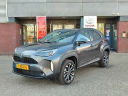 Grijs Gebruikt 2024 Toyota Yaris Cross SUV | € 29.389 (Eerlijke prijs)