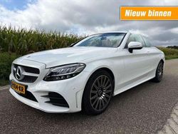 Wit, metallic lak Gebruikt 2022 Mercedes 200 AMG Cabriolet | € 45.750