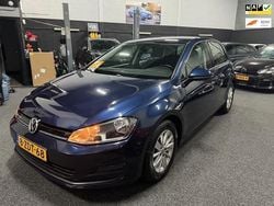 Blauw Gebruikt 2014 VW Golf VII Comfortline Hatchback | € 7.450 (Eerlijke prijs)