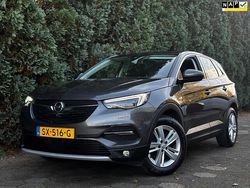 Grijs Gebruikt 2018 Opel Grandland X Innovation SUV | € 12.750 (Eerlijke prijs)