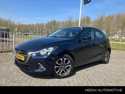Blauw, metallic lak Gebruikt 2018 Mazda 2 Dynamic Hatchback | € 12.995 (Eerlijke prijs)