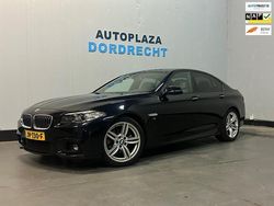 Zwart Gebruikt 2016 BMW 520 Executive Sedan | € 16.775 (Goede deal)
