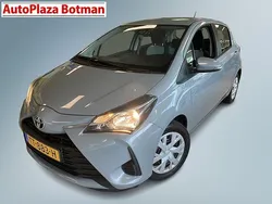 Grijs Gebruikt 2018 Toyota Yaris Comfort Hatchback | € 10.950 (Eerlijke prijs)