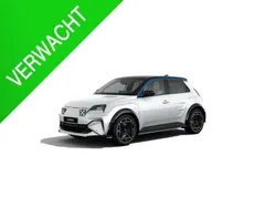 Wit Nieuw 2025 Alpine A290 Hatchback | € 45.300