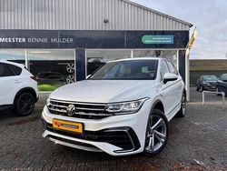 Wit Gebruikt 2022 VW Tiguan R-line SUV | € 33.950 (Eerlijke prijs)