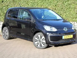 Zwart, metallic lak Gebruikt 2022 VW e-up! Style Hatchback | € 22.950 (Duur)