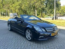 Zwart Gebruikt 2011 Mercedes E200 Avantgarde Cabriolet | € 14.995 (Eerlijke prijs)