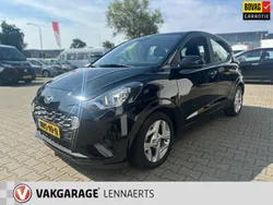 Zwart Gebruikt 2023 Hyundai i10 Comfort Hatchback | € 17.895 (Eerlijke prijs)