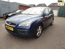 Blauw Gebruikt 2005 Ford Focus Ghia Stationwagen | € 1.450 (Eerlijke prijs)
