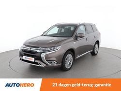 Bruin (metallic) Gebruikt 2019 Mitsubishi Outlander P-HEV Edition SUV | € 22.649 (Eerlijke prijs)