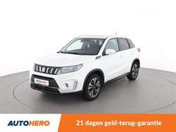 Wit (metallic) Gebruikt 2023 Suzuki Vitara Style SUV | € 22.349 (Goede deal)